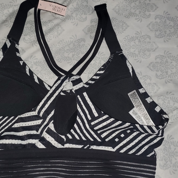 Sport bra - Picture 2 of 3